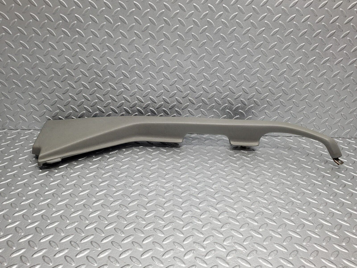 47628 Mercedes-Benz C126 500SEC Coupe Right Door Interior Handle Armrest Grey