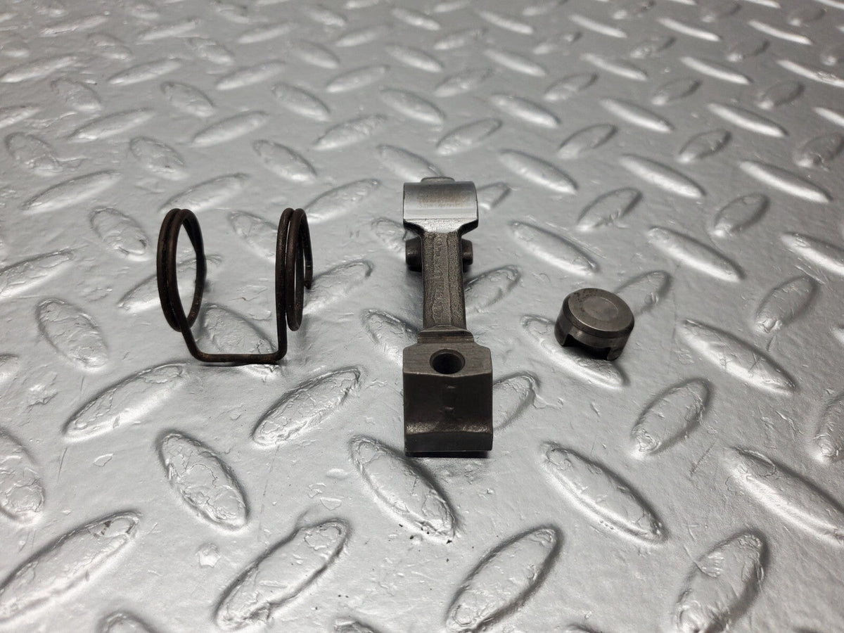 48862 Mercedes-Benz W108 Valve Rocker Arm With Retaining Spring & Tappet