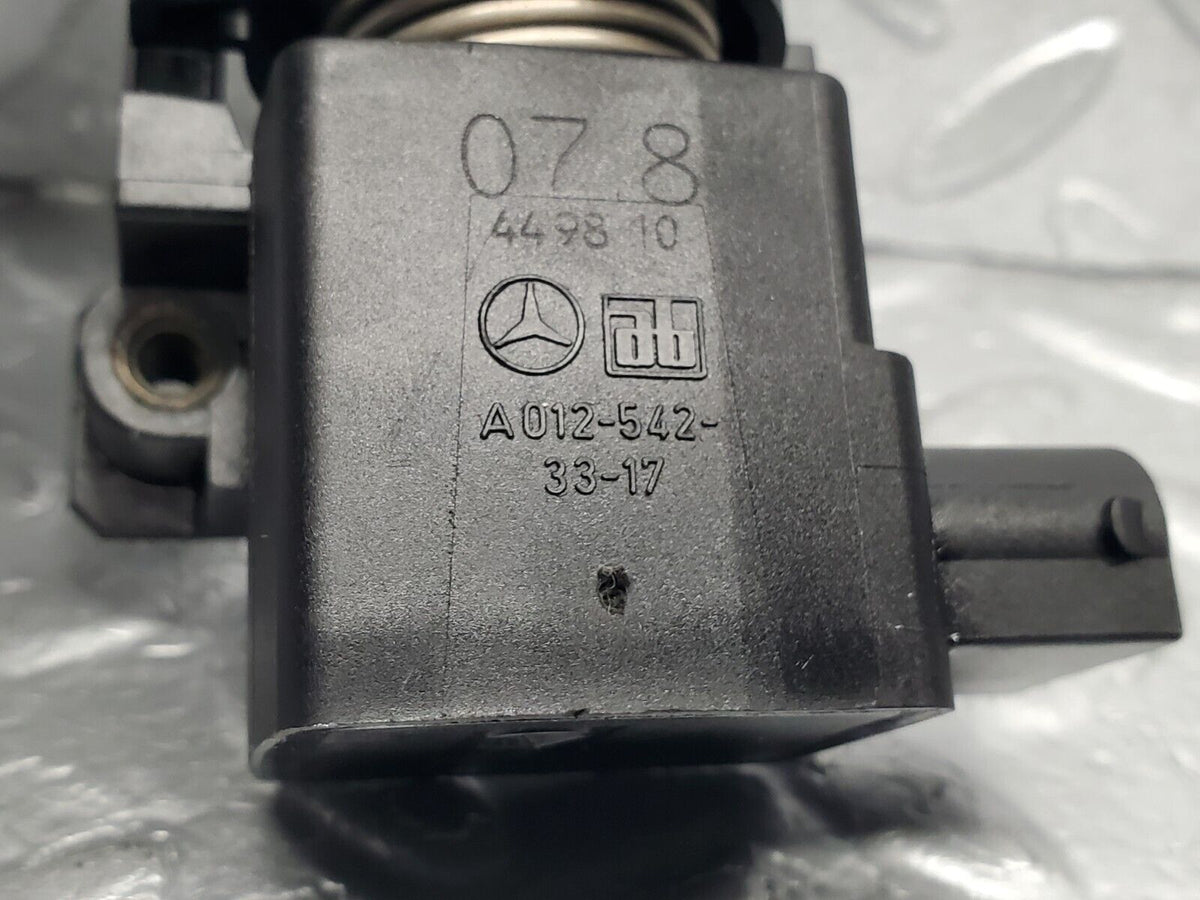 47160 Mercedes-Benz R129 320SL Coupe Accelerator Pedal Sensor A0125423317