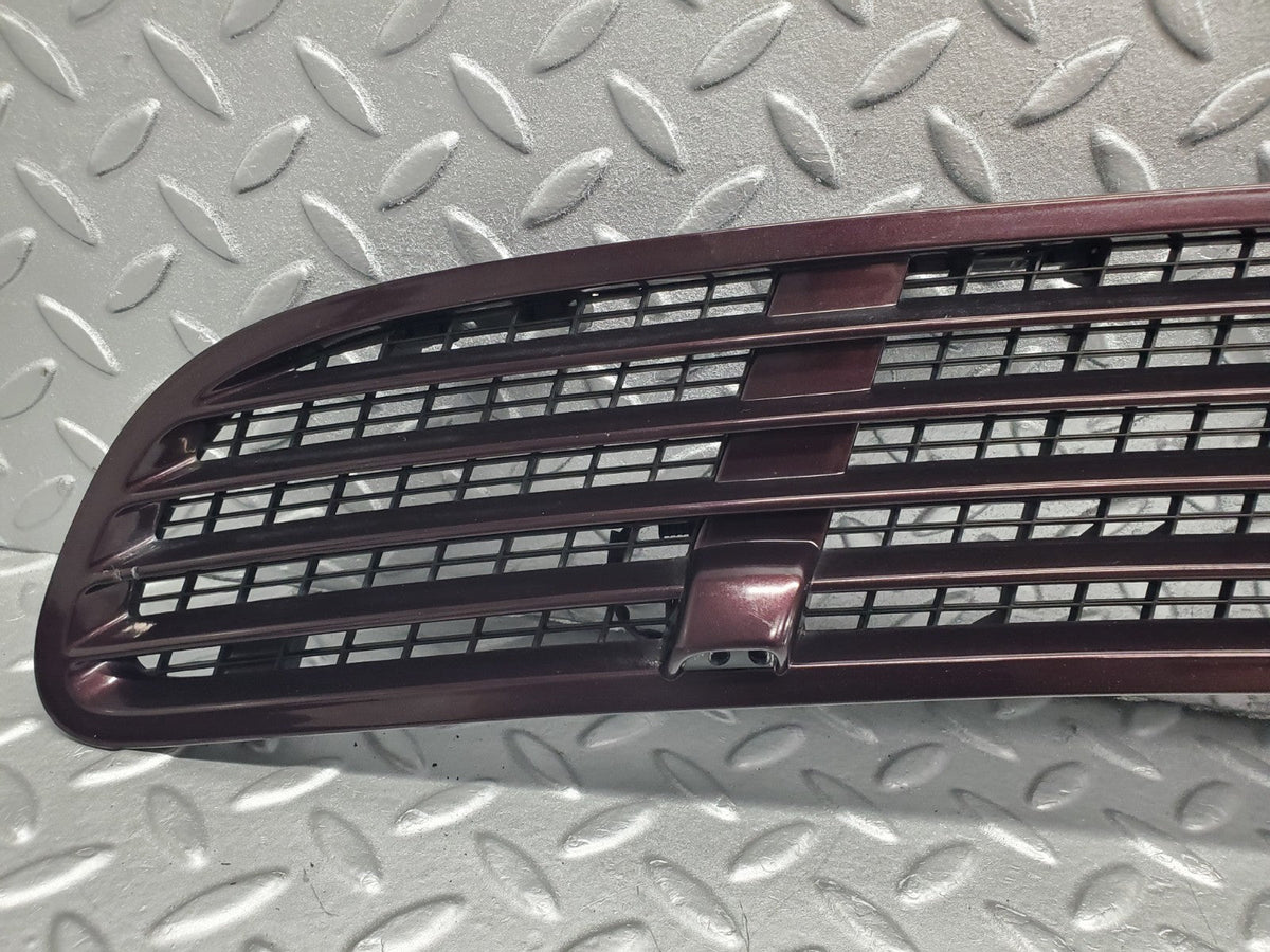 49560 Mercedes-Benz W220 Bonnet Upper Grill & Windscreen Washer Nozzle