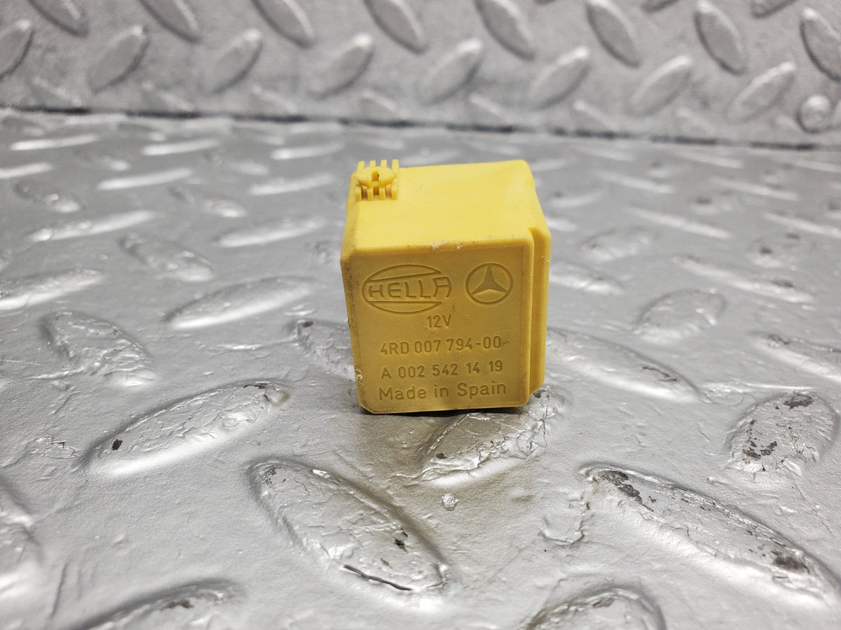 51343 Mercedes-Benz R230 R129 Coupe Multi Purpose Relay A0025421419