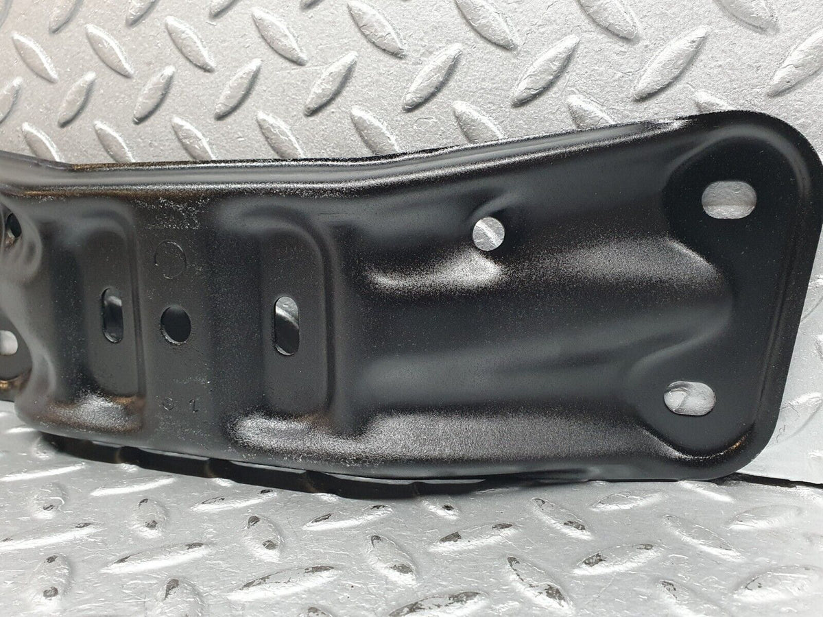 41148 Mercedes-Benz W126 300SE Gearbox Mount Bracket
