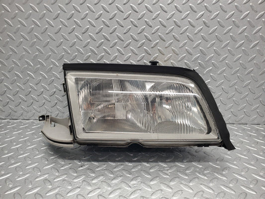 51212 Mercedes-Benz W202 Headlight Right Side Bosch A2028202661 0301082602