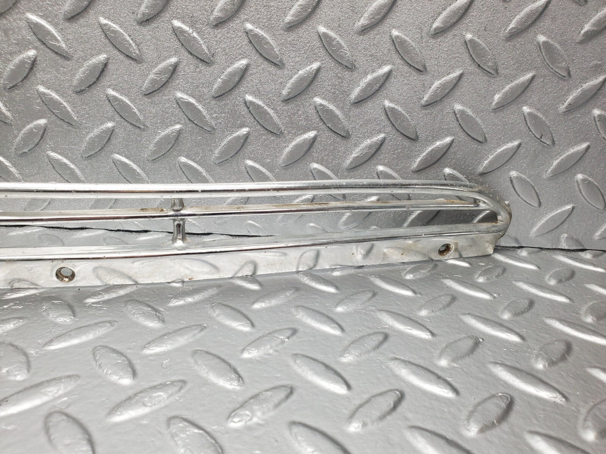 48452 Mercedes-Benz W108 Air Intake Chrome Grill