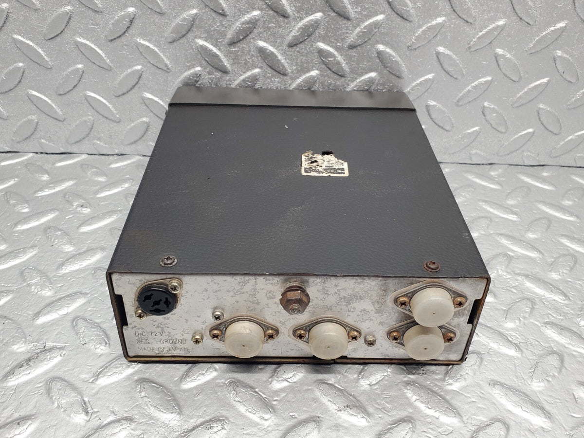 48801 Mercedes-Benz Sanyo Classic Car Radio
