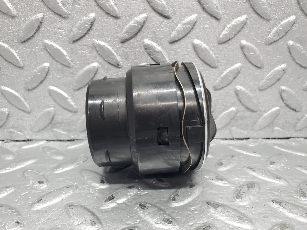51365 Mercedes-Benz C107 R107 Dashboard Air Vent