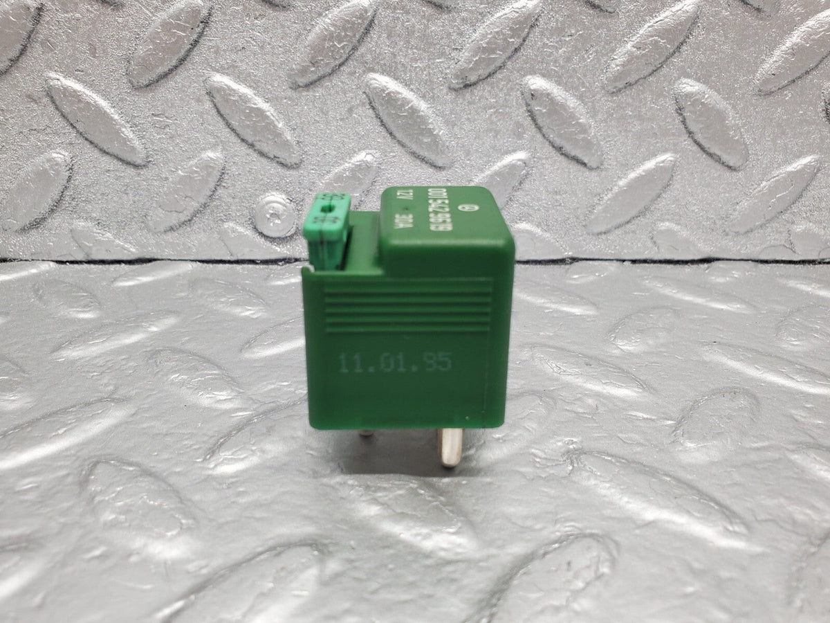 49013 Mercedes-Benz A124 320E Cabriolet Overload Relay A0015429619