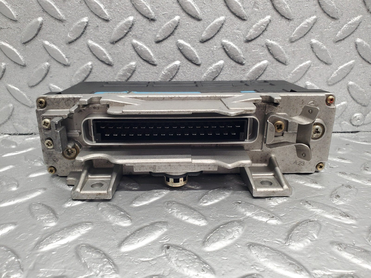 51325 Mercedes-Benz W126 ABS Control Unit Bosch A0055452132 0265101018