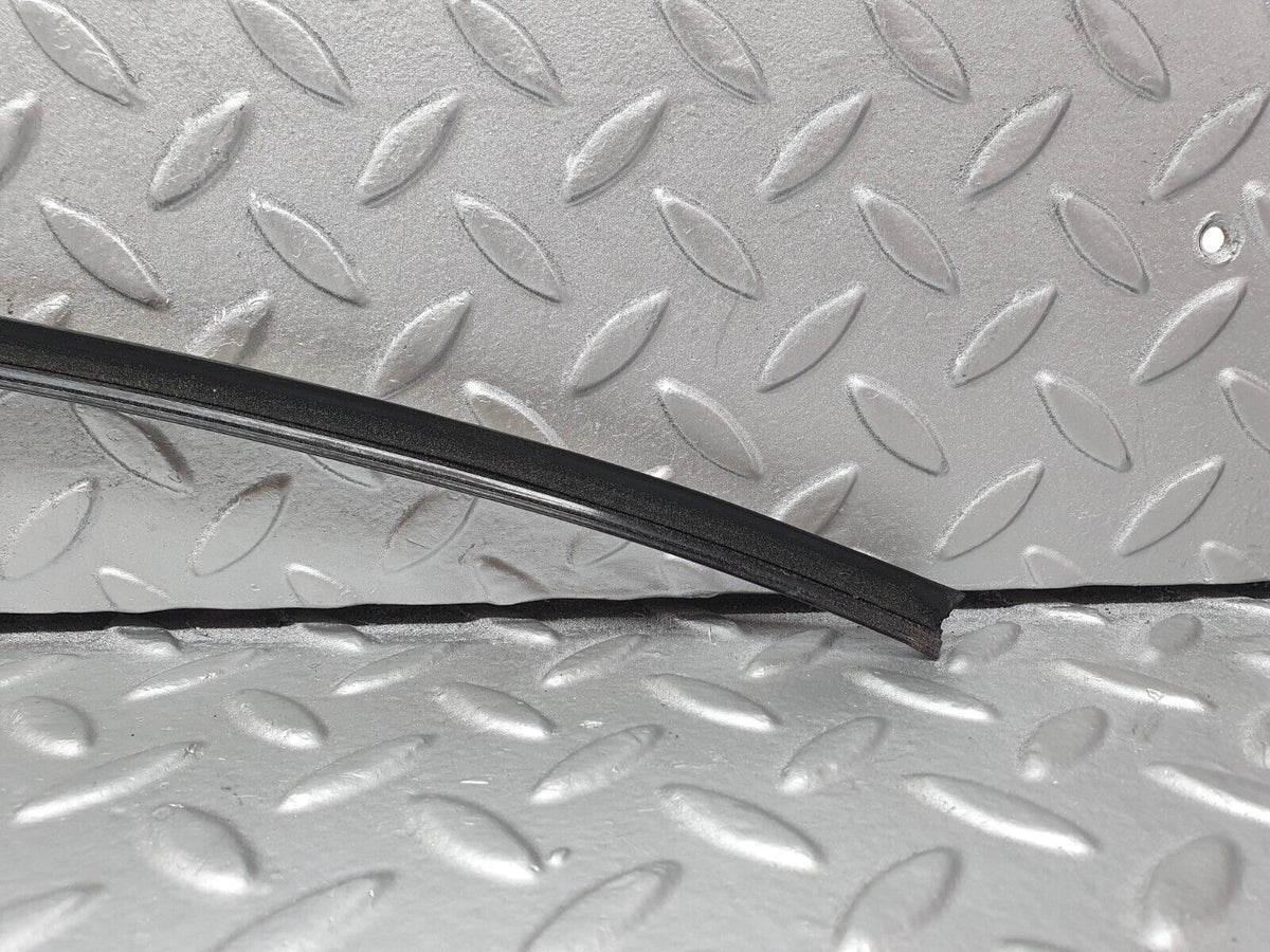 42641 Mercedes-Benz R129 320SL Coupe Front Windscreen Top Chrome Moulding Trim