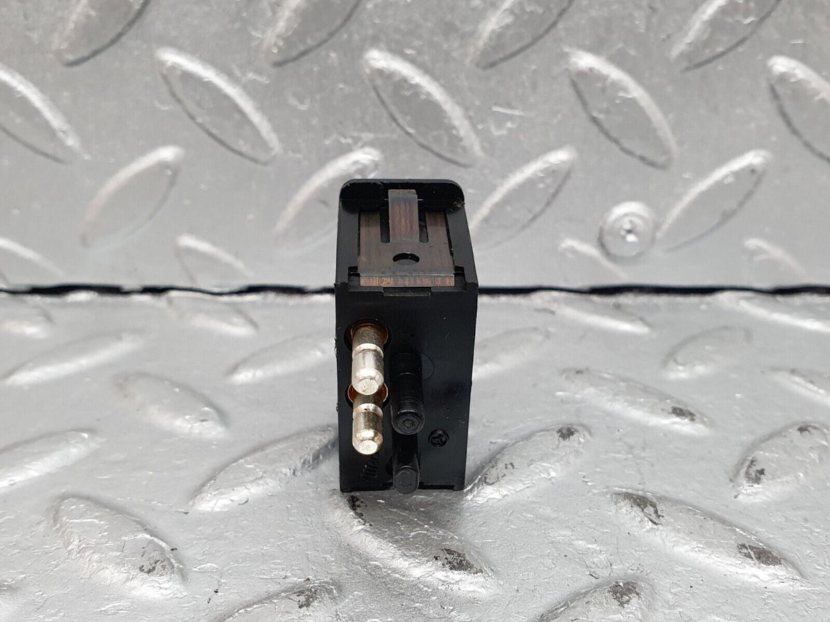 41099 Mercedes-Benz W126 300SE Interior Light Switch A0008205910