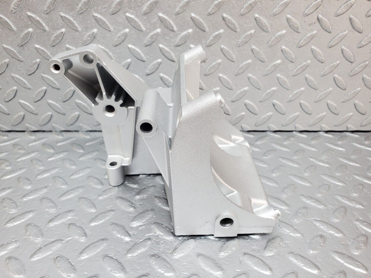 45081 Mercedes-Benz R129 300SL Coupe Power Steering Pump Bracket A1031310935