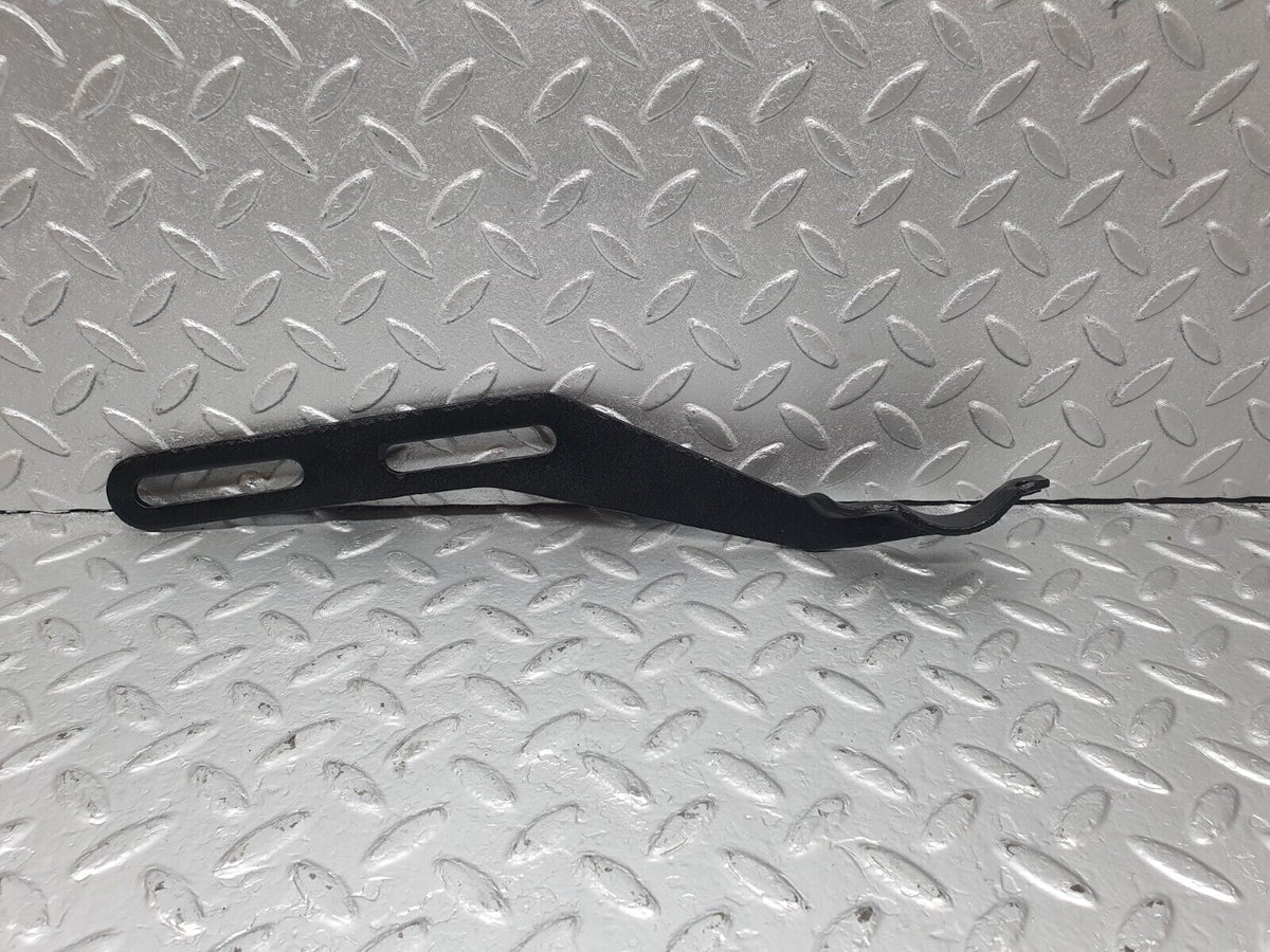 43513 Mercedes-Benz C126 380SEC Coupe Exhaust Bracket
