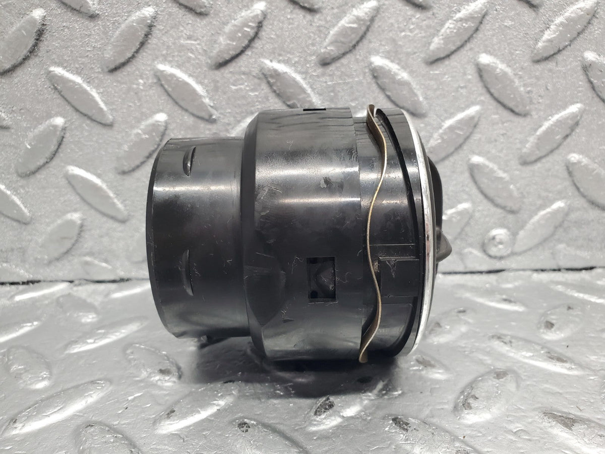 51370 Mercedes-Benz C107 R107 Dashboard Air Vent