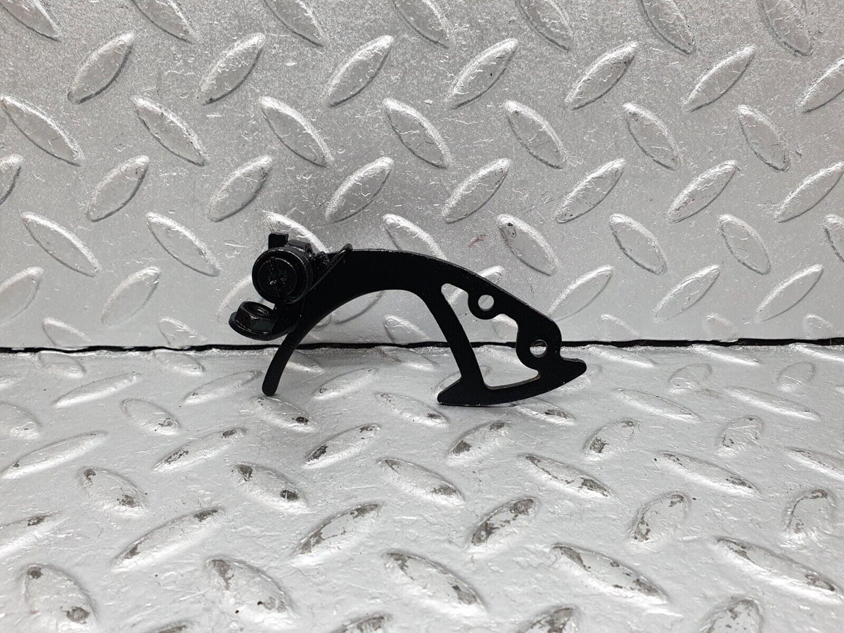 41166 Mercedes-Benz W126 300SE Bonnet Safety Latch