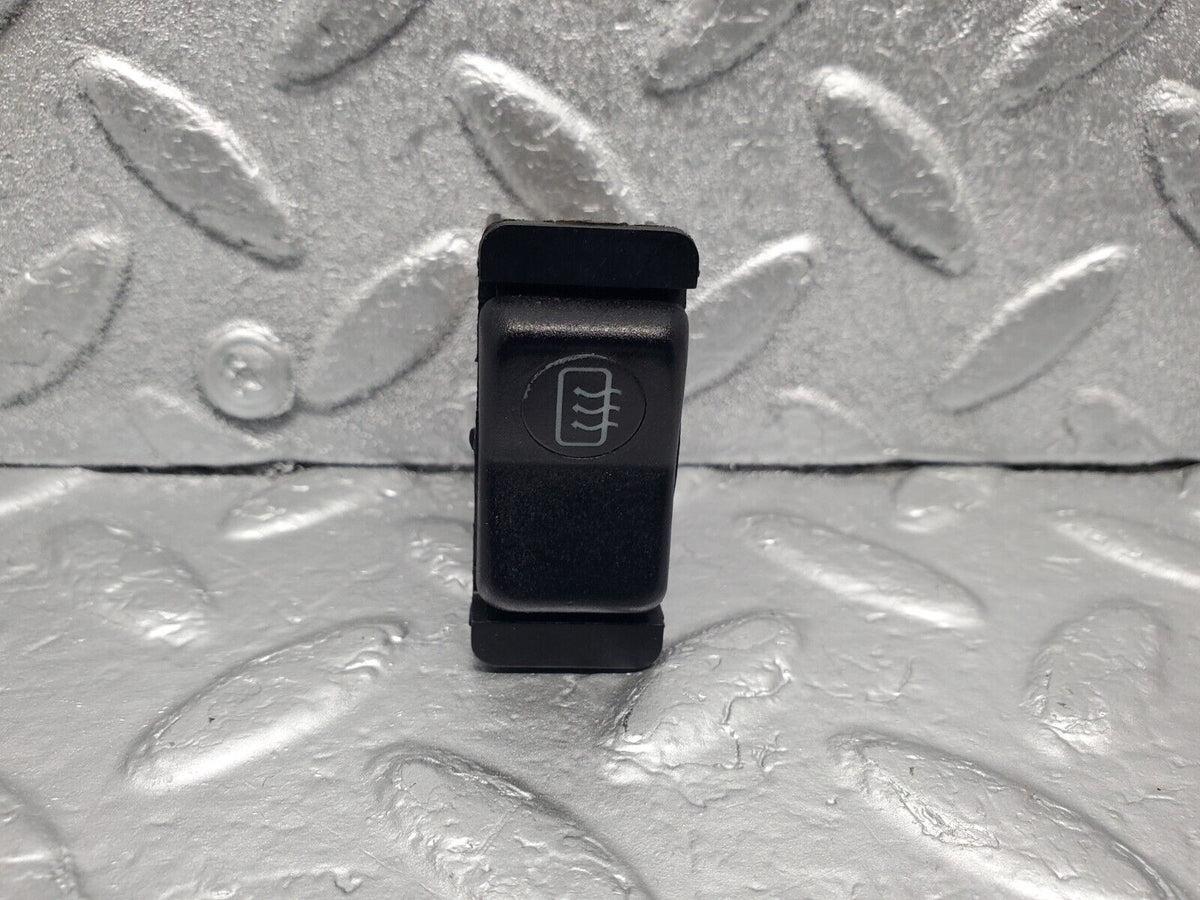 47645 Mercedes-Benz W201 190E 2.0L Rear Heated Window Switch A0008206010