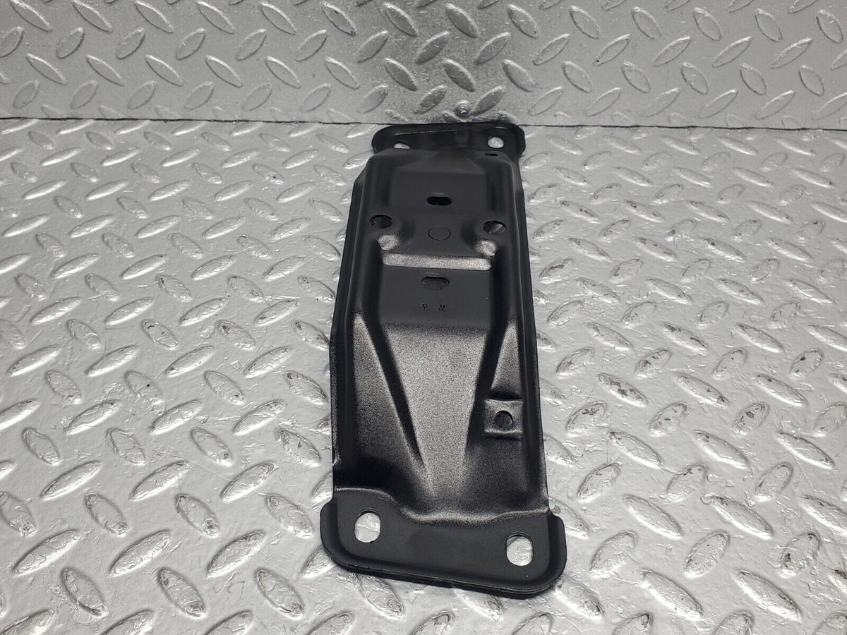 47441 Mercedes-Benz C126 500SEC Coupe Gearbox Mount Bracket
