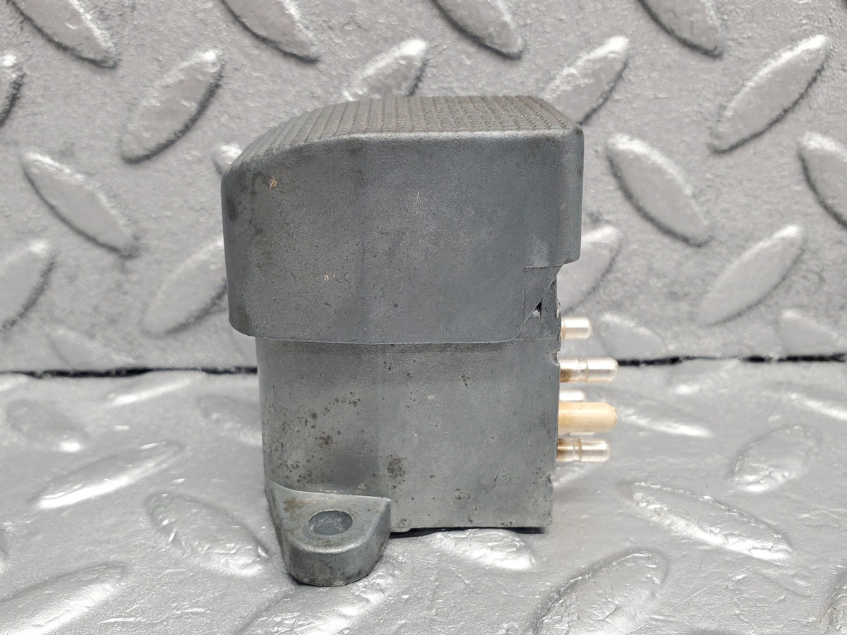 50502 Mercedes-Benz W108 280SE 3.5 Windscreen Washer Switch