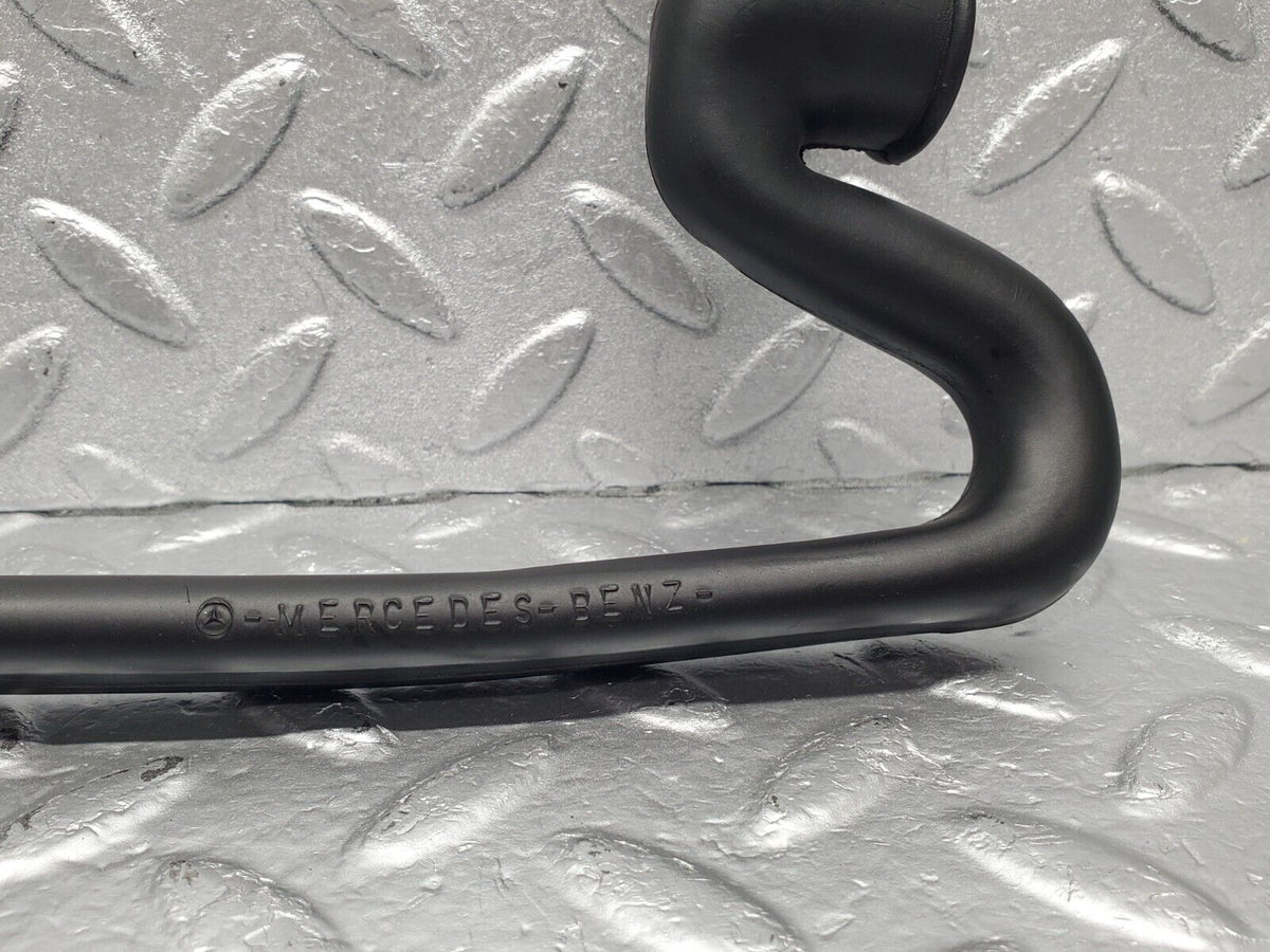 46427 Mercedes-Benz C123 280CE Coupe Crankcase Breather Hose Pipe A1100942482
