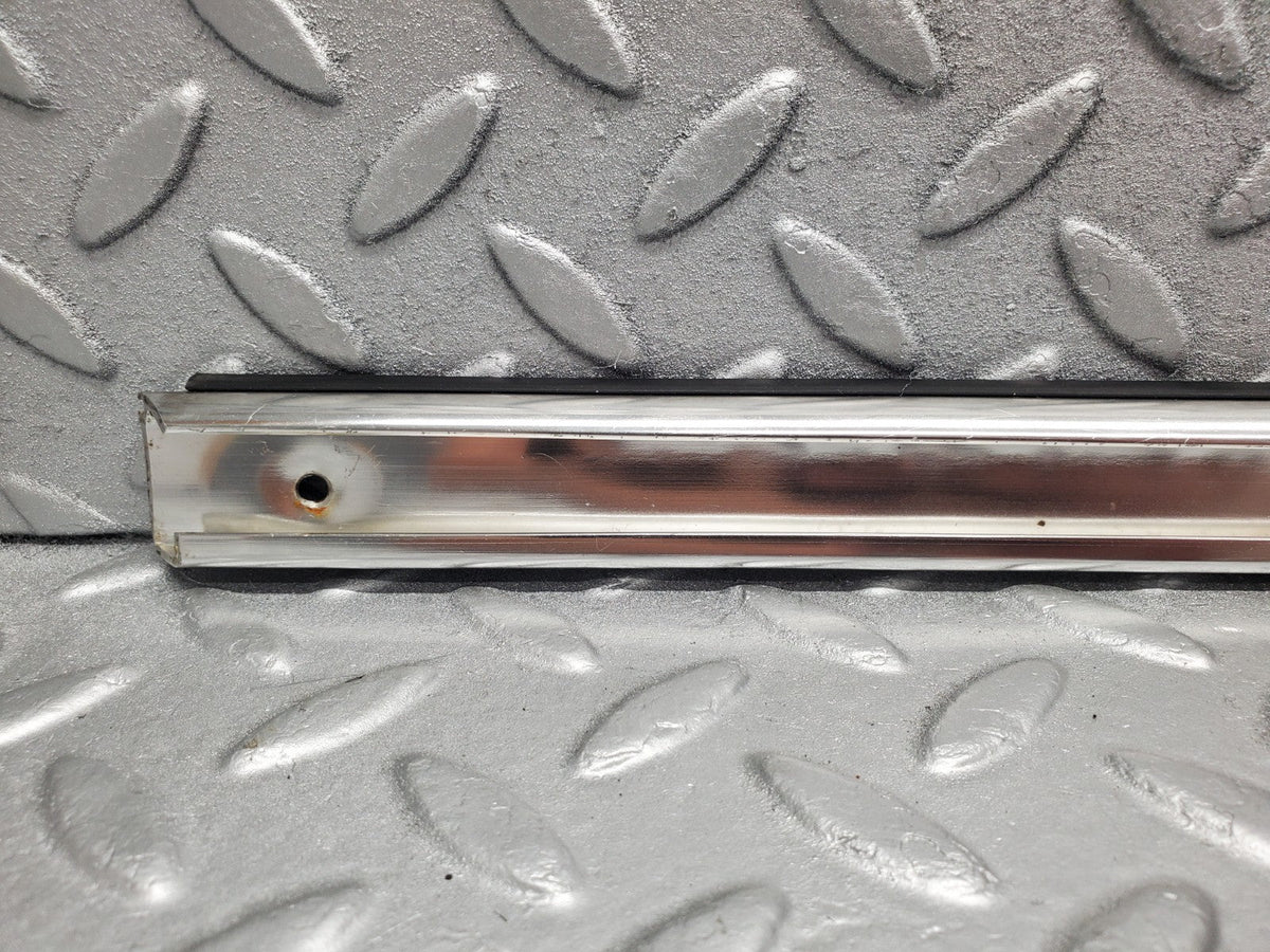 50169 Mercedes-Benz R107 SL Hardtop Chrome Trim Right