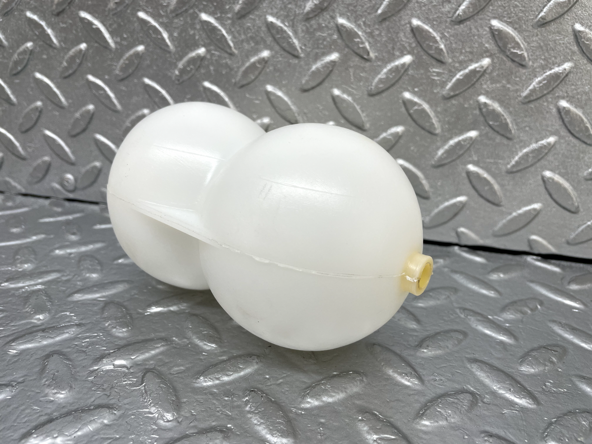 44272 Mercedes-Benz W123 280E Vacuum Reservoir Tank