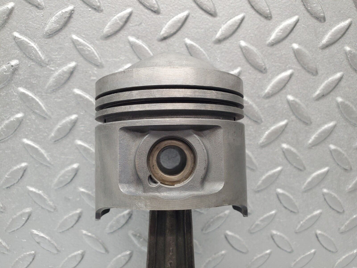 46603 Mercedes-Benz C123 280CE Coupe Piston With Connecting Rod 85.986mm 11005