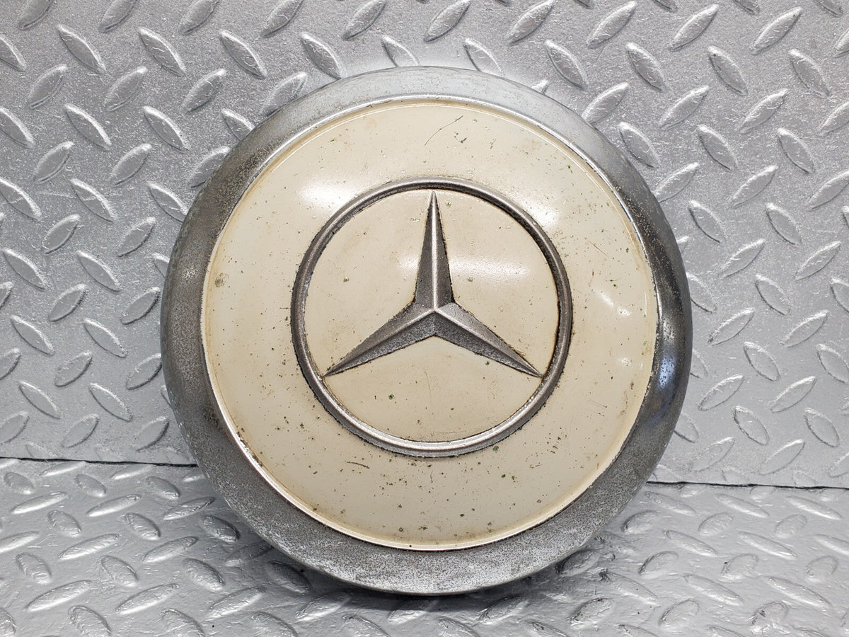 48386 Mercedes-Benz Chrome Wheel Hub Cap