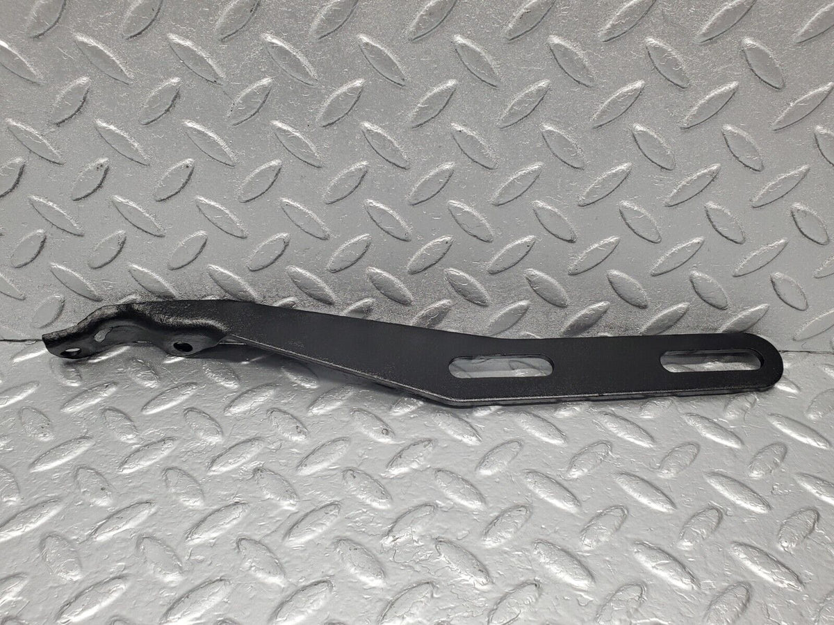 46394 Mercedes-Benz C123 280CE Coupe Exhaust Bracket