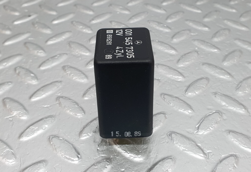 42903 Mercedes-Benz W201 190 2.0L Multi Purpose Relay A0015457305