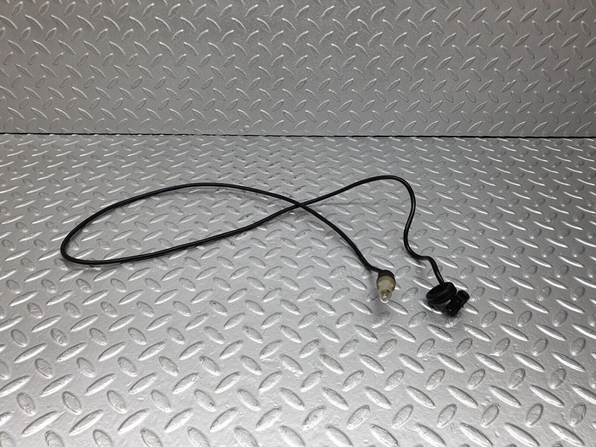 41089 Mercedes-Benz W126 300SE Front Wing Indicator Cable Wire A1249971881