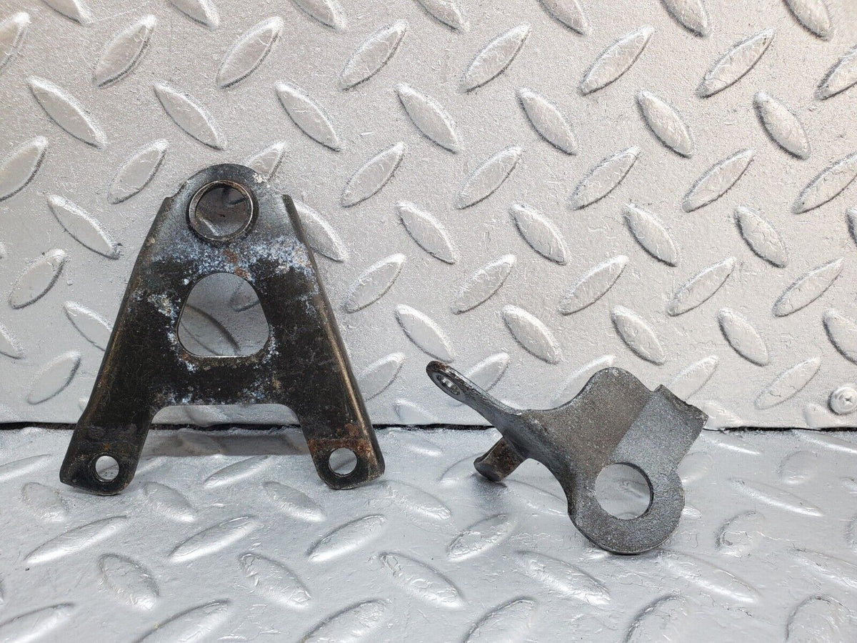 44878 Mercedes-Benz W124 220E Engine Lifting Eyes Hooks