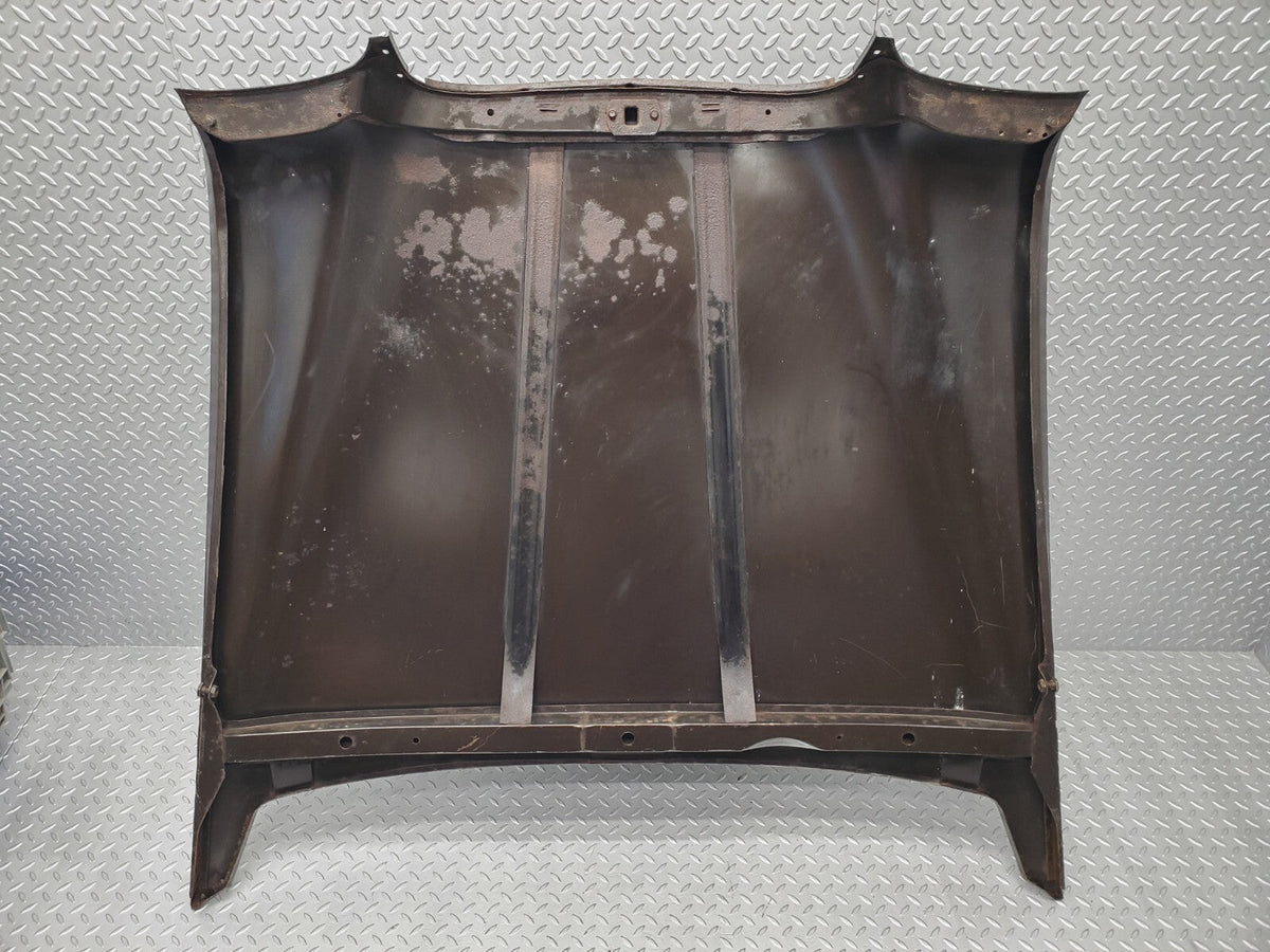 48746 Mercedes-Benz W108 Bonnet