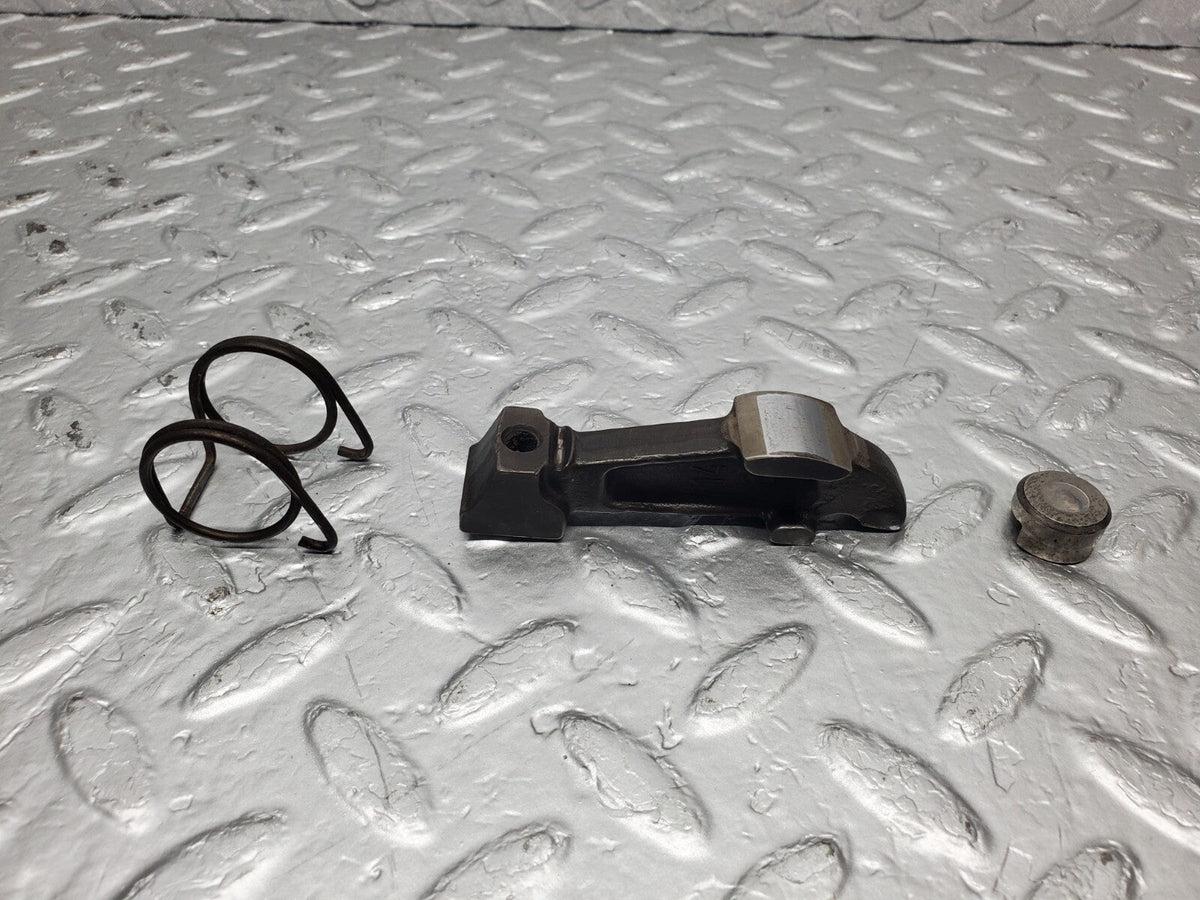 48876 Mercedes-Benz W108 Valve Rocker Arm With Retaining Spring & Tappet