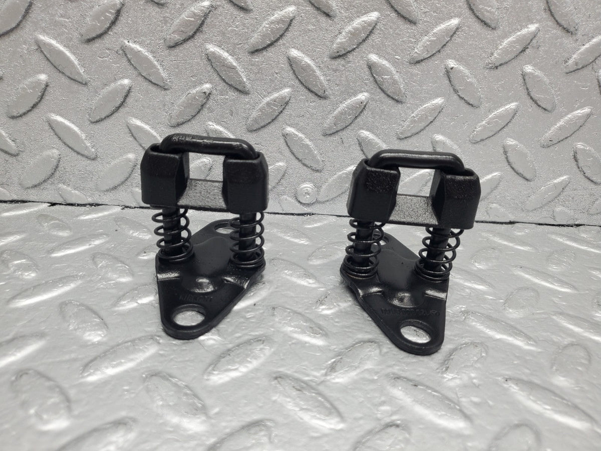49609 Mercedes-Benz W126 C126 Bonnet Lock Catch Pair A1268800060