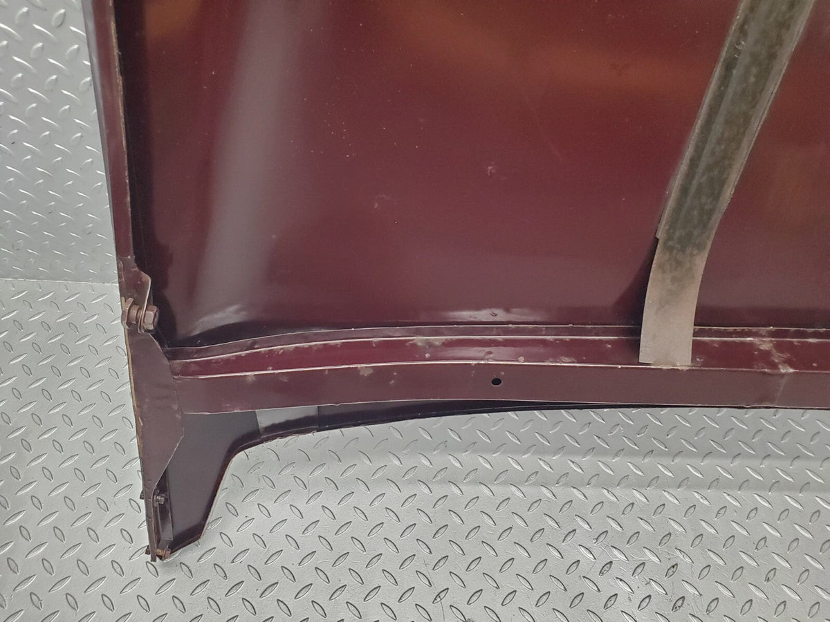 48747 Mercedes-Benz W108 Bonnet