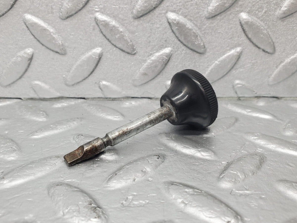 46119 Mercedes-Benz C114 250 Coupe Heater Control Knob