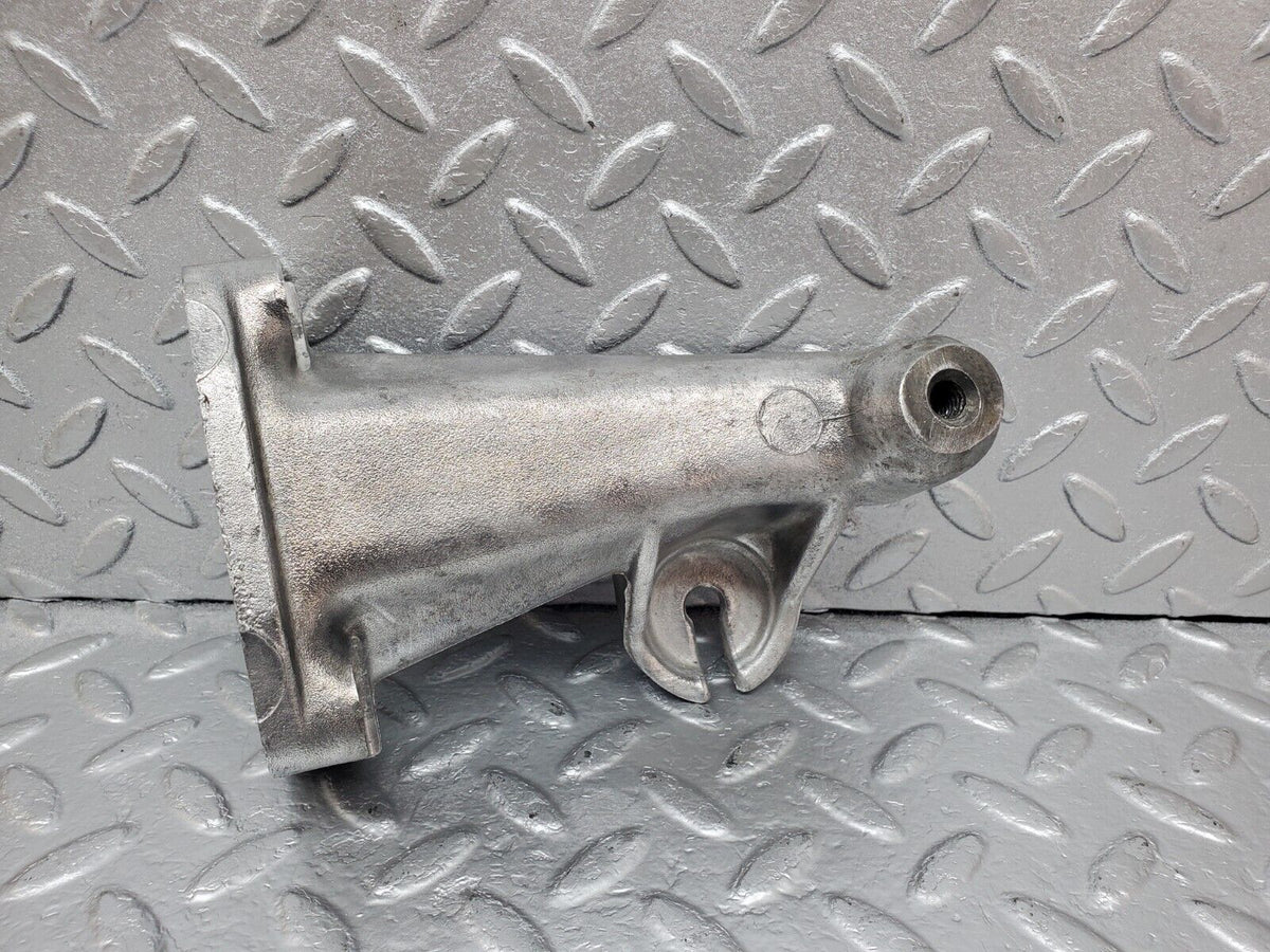 45429 Mercedes-Benz 280E M110.983 Engine Mount Bracket Left Side A1232230204