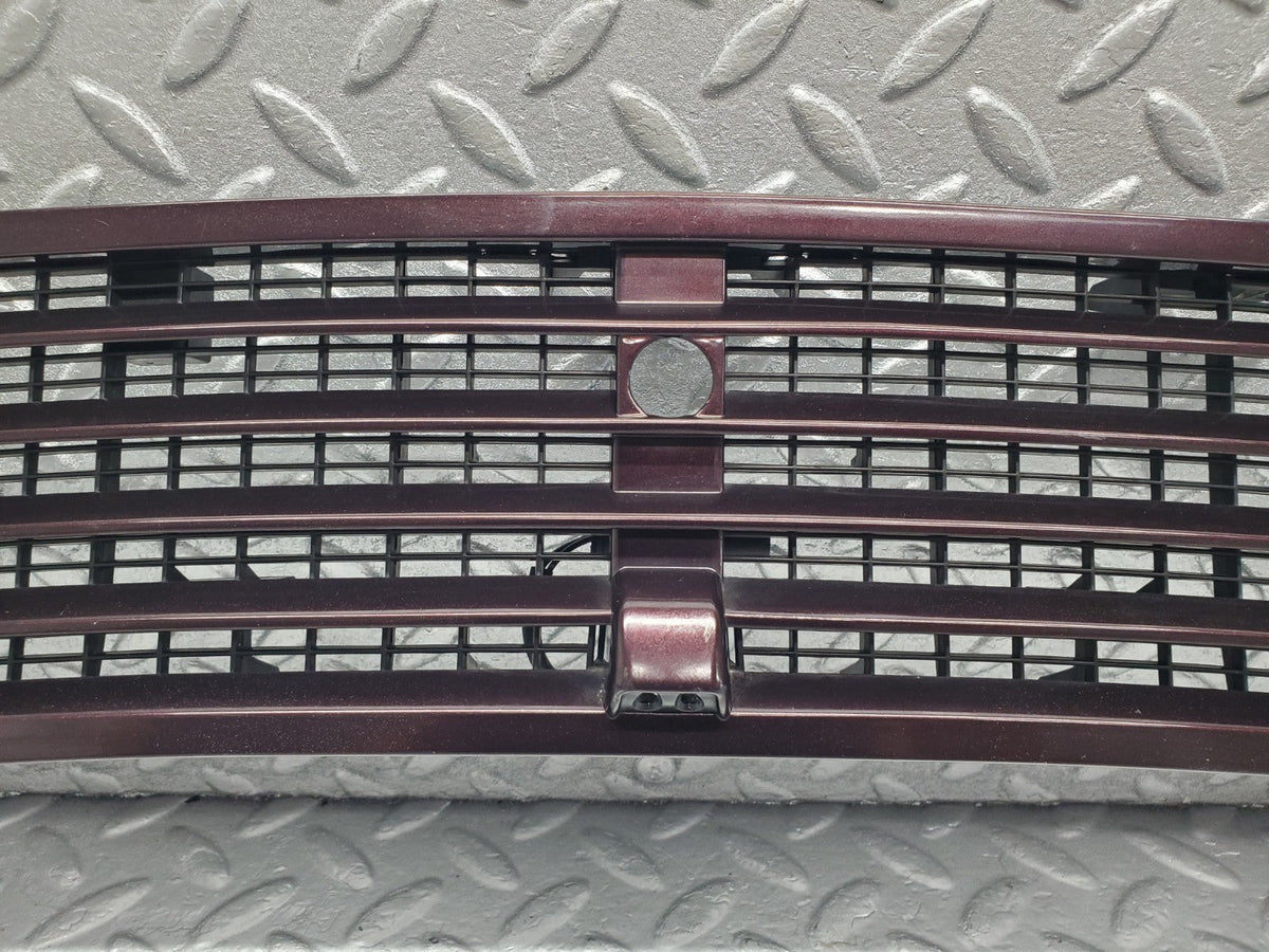 49560 Mercedes-Benz W220 Bonnet Upper Grill & Windscreen Washer Nozzle