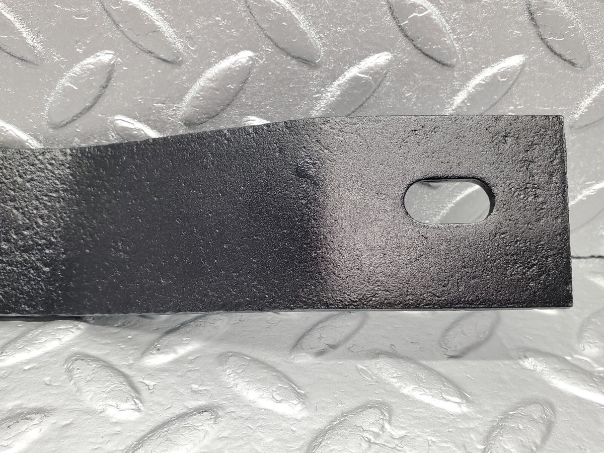 48568 Mercedes-Benz W108 Front Right Bumper Bracket