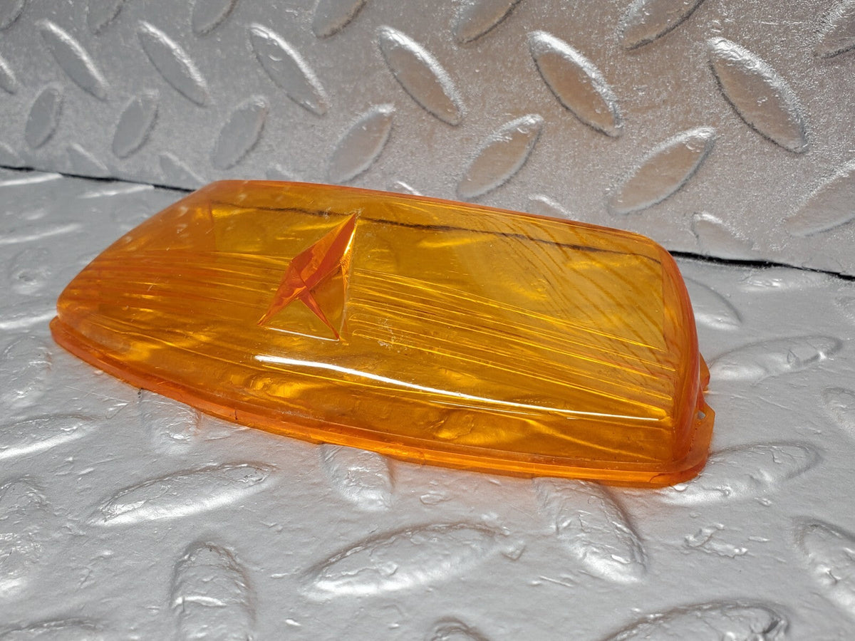 48549 Mercedes-Benz W115 Indicator Light Lens