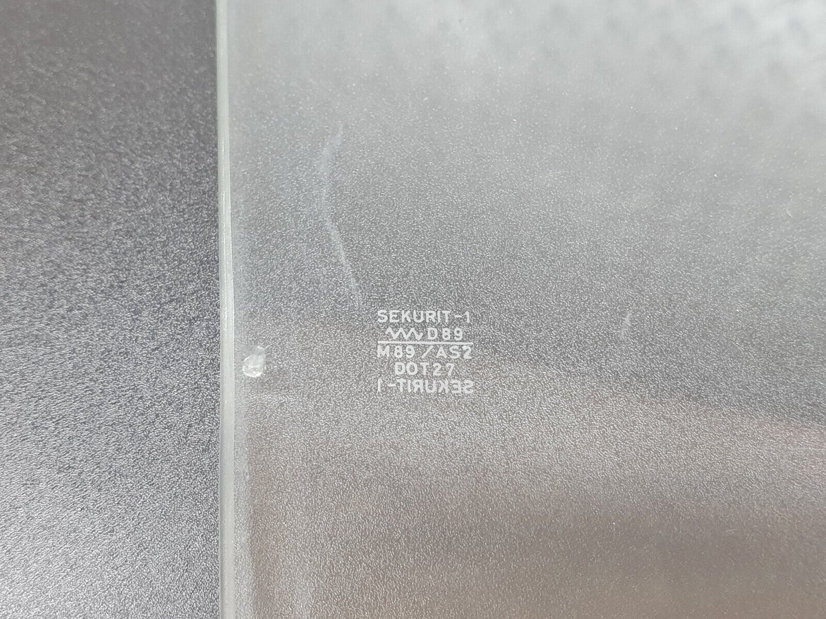 43219 Mercedes-Benz W108 280SE Front Left Door Window Glass