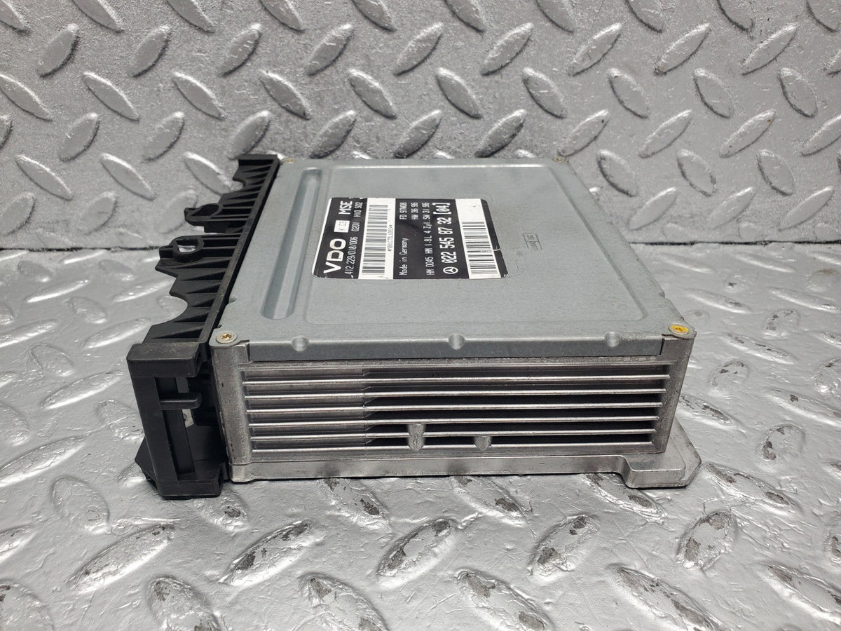 51270 Mercedes-Benz W202 Engine Control Unit ECU VDO A0225458732