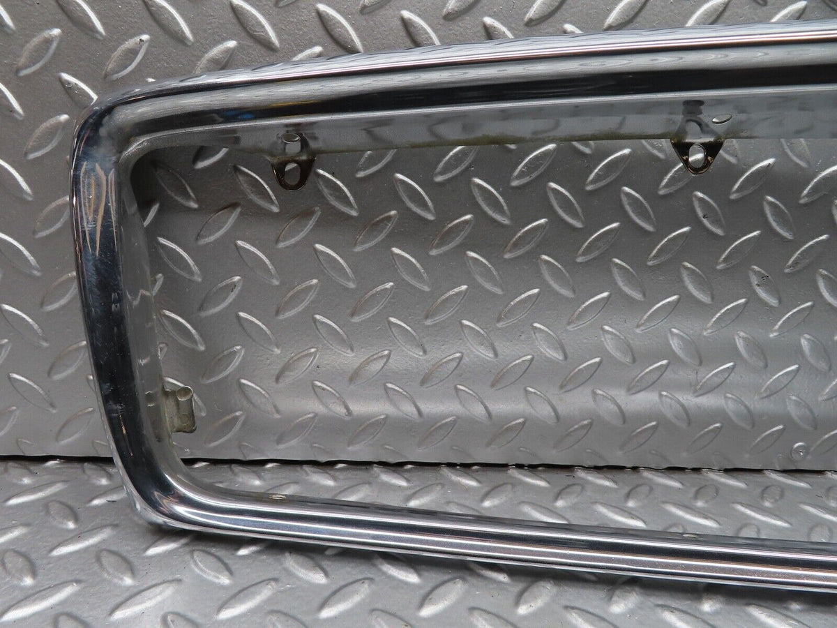 20766 Mercedes-Benz R107 450SL Bonnet Grill Chrome Frame