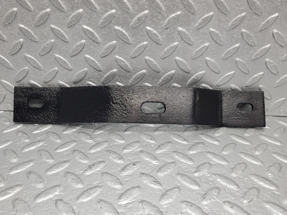 48568 Mercedes-Benz W108 Front Right Bumper Bracket