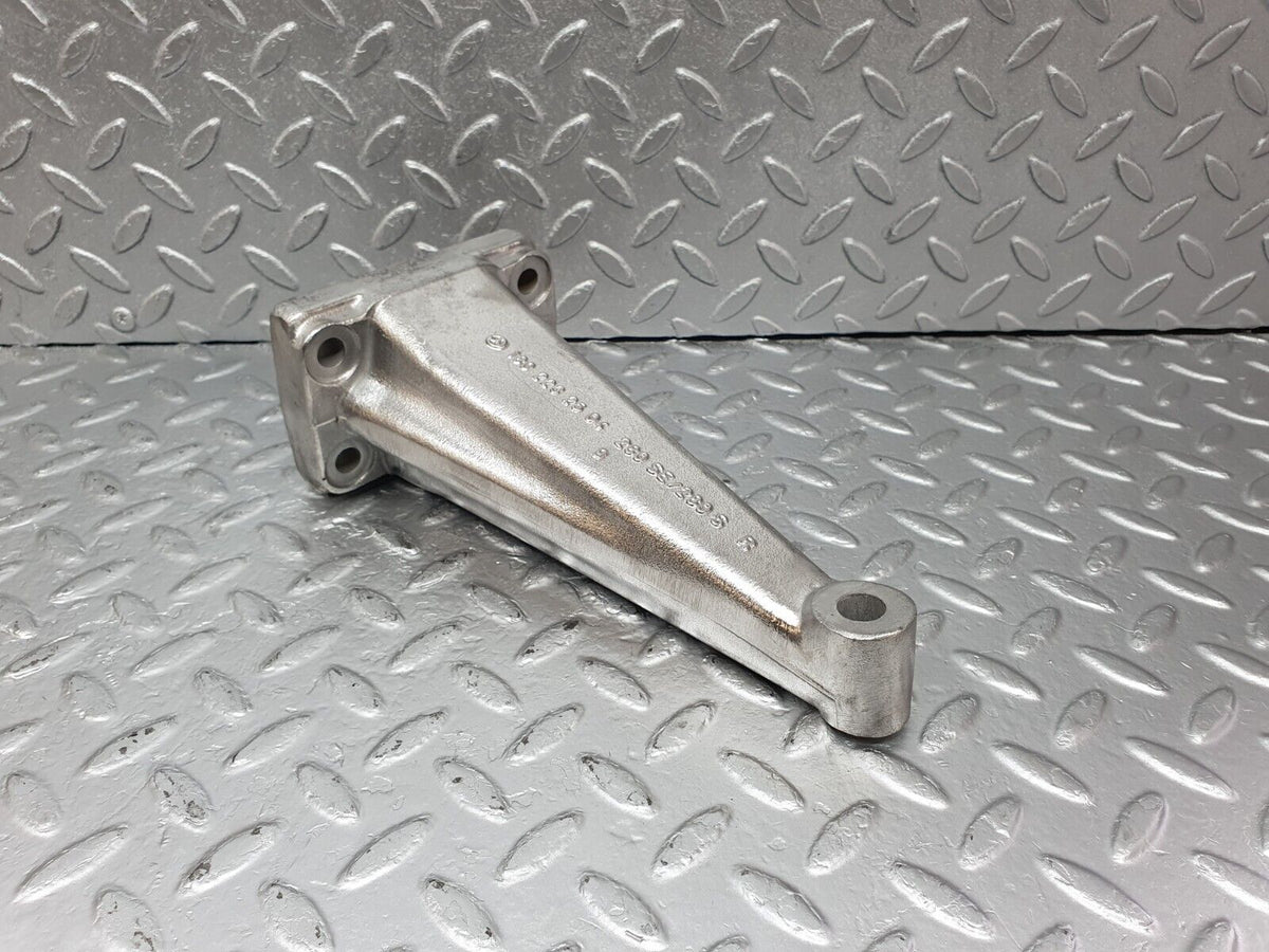 43440 Mercedes-Benz W108 280SE Engine Mount Bracket Right Side A1802232504