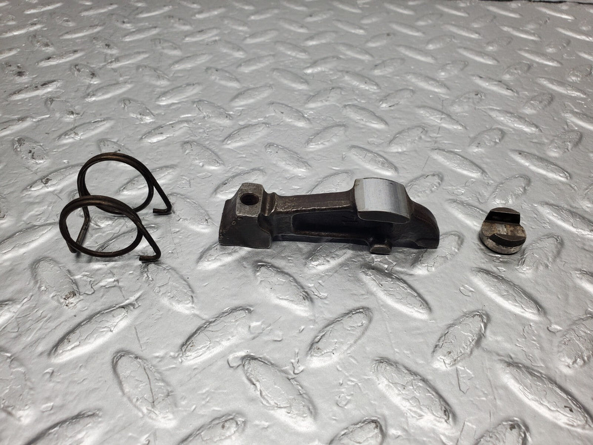 48875 Mercedes-Benz W108 Valve Rocker Arm With Retaining Spring & Tappet
