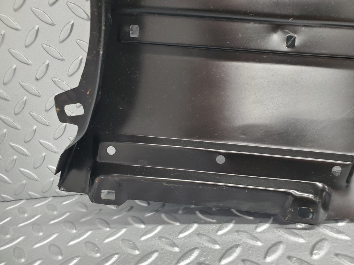 49472 Mercedes-Benz W126 Front Left Wing Fender