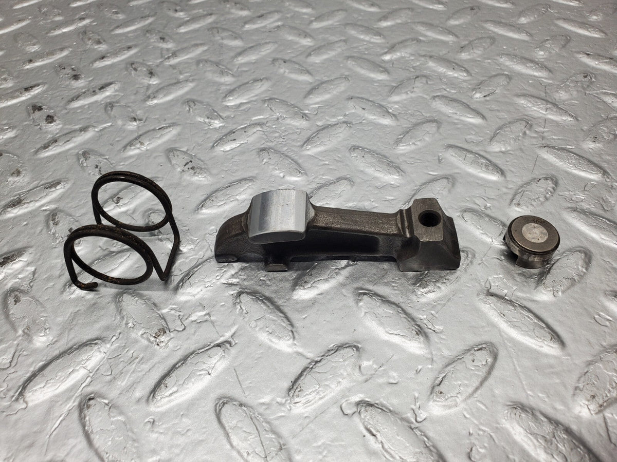48883 Mercedes-Benz W108 Valve Rocker Arm With Retaining Spring & Tappet