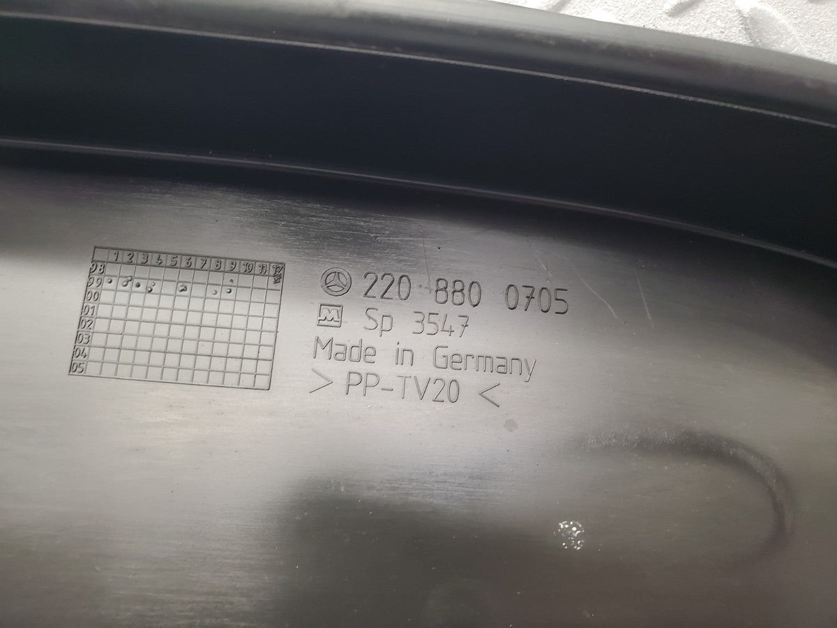 49558 Mercedes-Benz W220 Bonnet Grill Drain Panel A2208800705