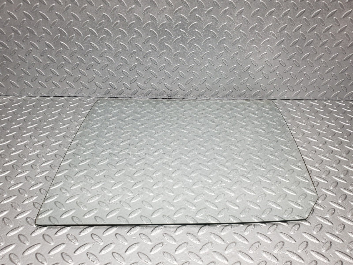 48553 Mercedes-Benz W108 Front Left Door Window Glass
