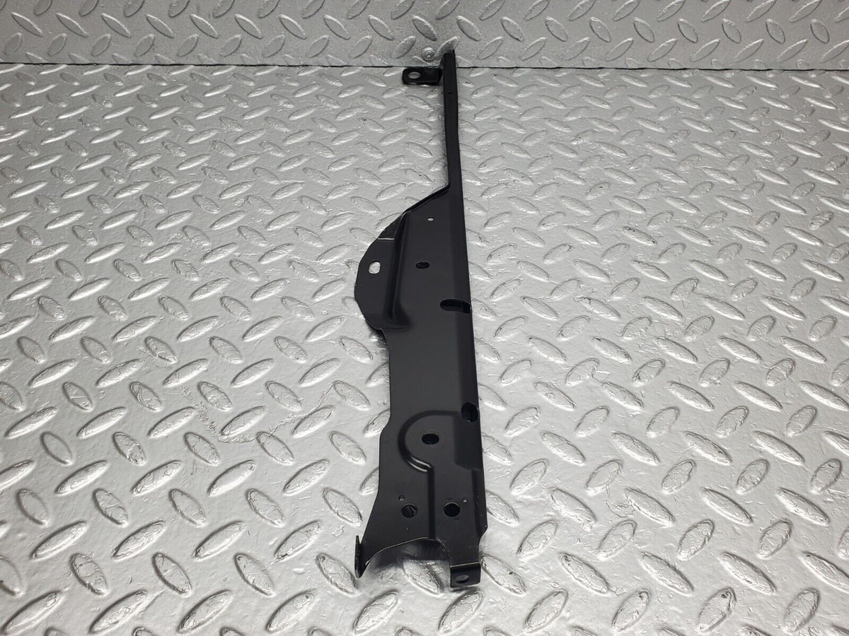 48017 Mercedes-Benz R230 350SL Coupe Window Seal Rail Rear Right